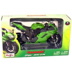   12 Scale Motorcycle: Kawasaki Ninja ZX 6R (Green).: Toys & Games