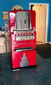 Antique 1940s Stoner Candy Machine. Holds (180 bars) Restored  