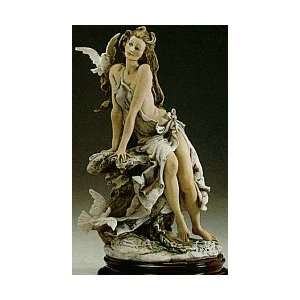  Giuseppe Armani Figurine Minerva 676 C: Home & Kitchen