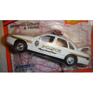  ROAD CHAMPS 1:43 POLICE SERIES CROWN VICTORIA CITY OF 
