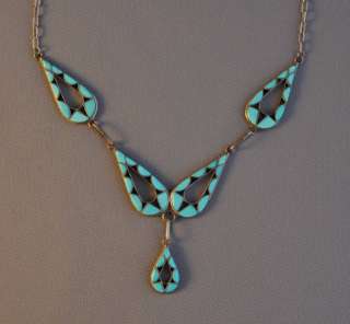 VINTAGE ZUNI SILVER NECKLACE   DELICATE SILVER INLAY   TURQUOISE 