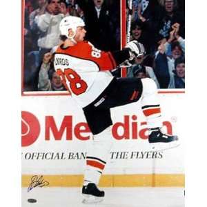  Eric Lindros New York Rangers   Fist Pump in White Jersey 