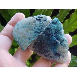  E5002 Gemqz Blue Agate Hollow Geode Pair Cute 
