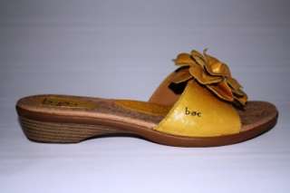 Womens Shoes NIB b.o.c BORN WINDFLOWER Slide Sandal Leather Flower 
