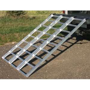  YUTRAX Aluminum Tri   Fold Ramp