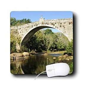  VWPics Spanish Nature   The medieval bridge of San Clodio 