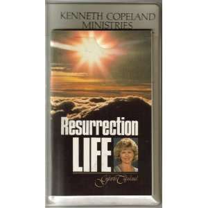 Resurrection Life By Gloria Copeland   Lectures on 6 Audio Cassettes