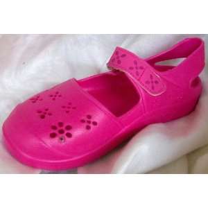  Girl Size 13 Pink Water Proof Sand Shoes Plastic: Baby
