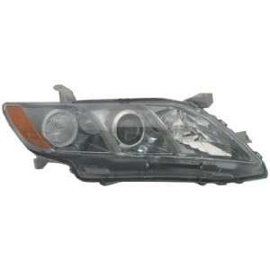  QP T0823 a Toyota Camry SE Passenger Lamp Assembly 