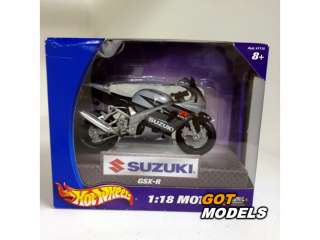 SUZUKI GSXR 750   1/18 MAISTO   MODEL MOTORCYCLE SILVER GREY  