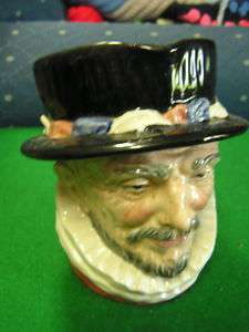1946 ROYAL DOULTON Character Large Toby Mug Pitcher BEEFEATER  