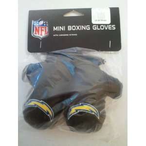    NFL 4 Mini Boxing Gloves   San Diego Chargers 