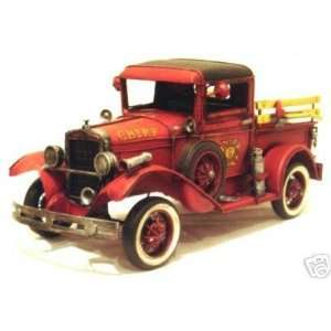  1931 Fire Chiefs Fire Engine Pumper Truck Model: Home 