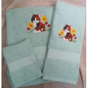 Embroidered Calico Kitten on Ocean Blue Bath Towels Set 