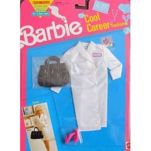  Barbie Cool Career DOCTOR FASHIONS Easy To Dress ((1991 