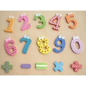  Childrens Creative Gifts Toys / Wooden Magnetic Stickers 