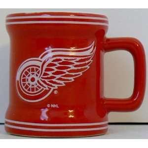 Detroit Red Wings NHL Licensed Ceramic Shot Glass: Sports 