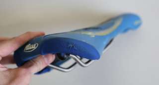 Selle Italia Flite Pinarello saddle blue titanium rails kevlar gel 