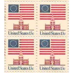  Independence Hall/US Flag Set of 4 x 13 Cent US Postage 