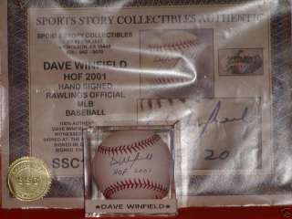 2001 HAND SIGNED DAVE WINFIELD O.M.L.B BALL  