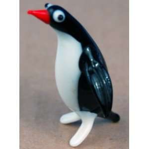  Penguin Happy Feet   Hand Blown Glass Figurine: Toys 
