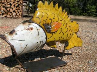 Metal Yard Art FISH Garden Recycld Junk Iron Big Mouth BASS Sculpture 
