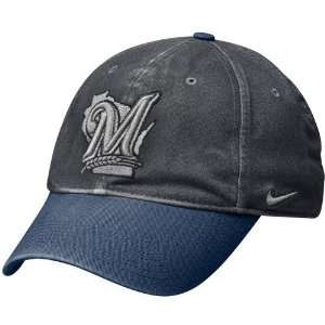 Nike Milwaukee Brewers Graphite Legacy 91 Circus Catch Flex Fit Hat 