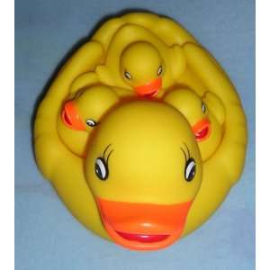  Mama Duck & 3 Ducklings   Family Duckie Toys & Games