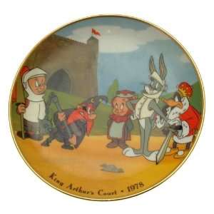   Bunny Daffy Duck and Porky Pig collector plate CP1438: Home & Kitchen