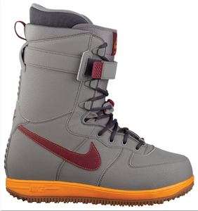 NEW 2012 NIKE ZOOM FORCE 1 SNOWBOARD BOOT  