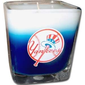  New York Yankees Small Square Candle: Sports & Outdoors