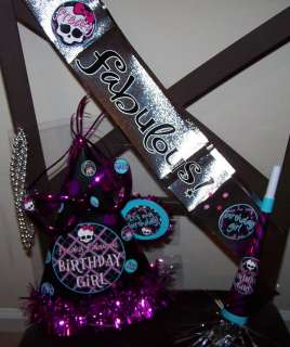 This personalized Monster High Birthday Celebration Kit includes 1 of 