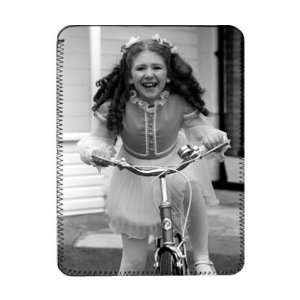  Child star Bonnie Langford at home on..   iPad Cover 