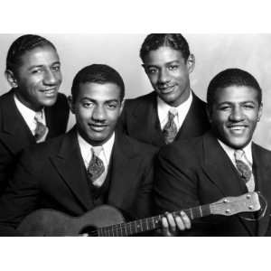  Jazz Vocal Quartet the Mills Brothers, Herbert Mills, Donald 