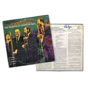 Pete Seeger Autograph The Weavers Carnegie Hall Album