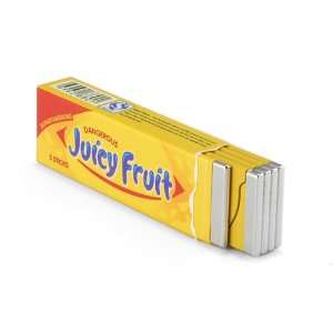  Fun Juicy Fruit Chewing Gum Chutty Yellow Gold Tone Portable Cigar 