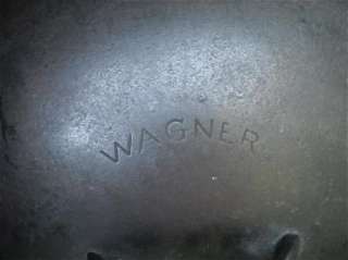   Seasoned Cast Iron Wagner Ware Sydney Oval 7 Roaster Baster Dutch Oven