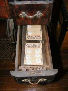 Old Davis Sewing Machine & Wooden Cabinet w/ 4 Drawers Springfield IL 