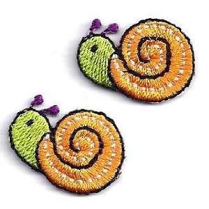  Snail (Pair)  Iron On Embroidered Applique/Children/Cute 